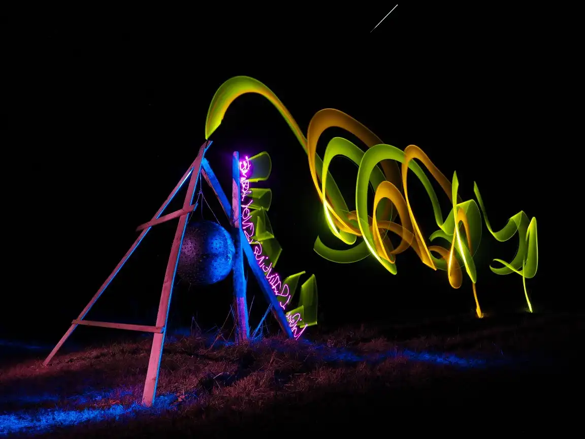 Lightpainting sur terrain — Jérôme Bellon, été 2023